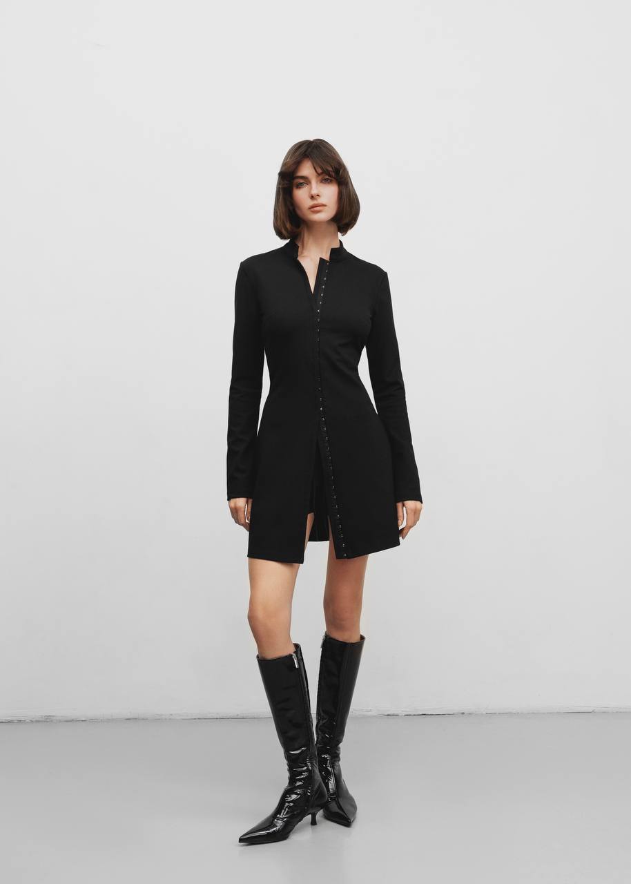 Сукня на застібках